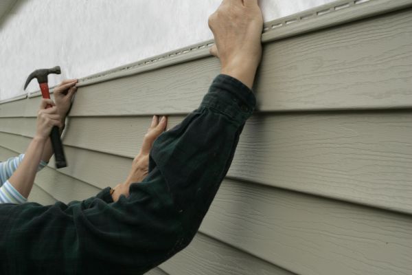 Cost of Insulated Siding Installation in Champaign