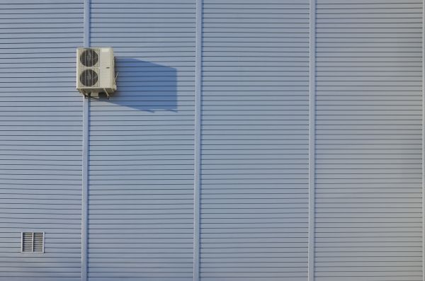 Cost of Flat Metal Siding Installation in Champaign